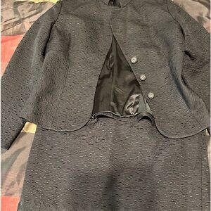 Kay unger size 8 women’s suit